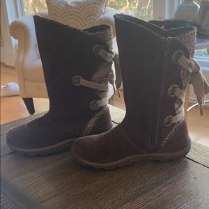 Girl Merrell boots size 13